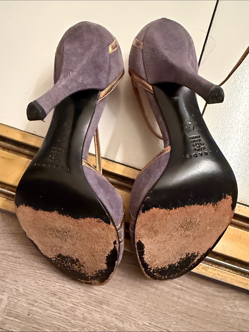 Casadei Purple Suede Heels with Gold Strap - Picture 6 of 8